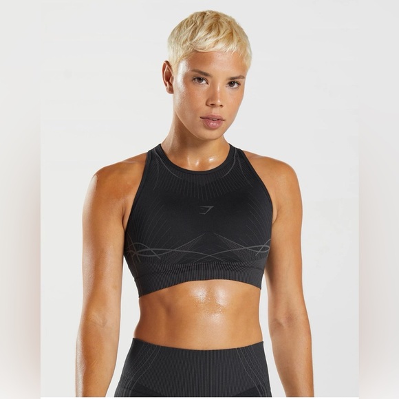 Gymshark Other - Gymshark Apex Seamless Sports Bra Black Onyx Gray Women’s Sz S NWOT High Neck